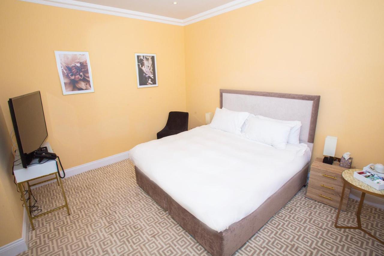 The Hadley Hotel New Barnet Экстерьер фото